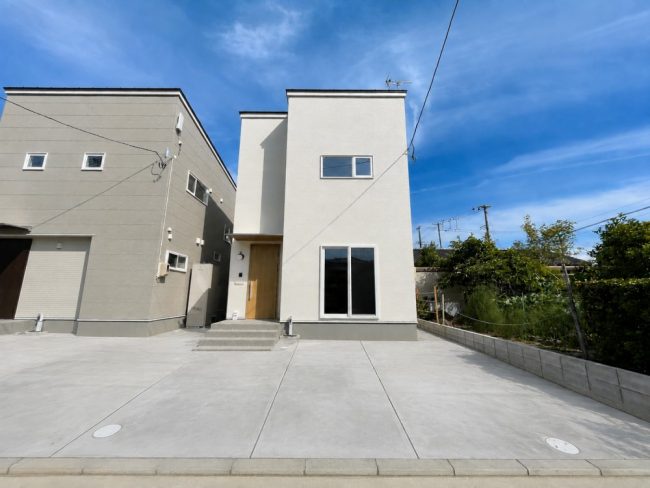 新潟市西区坂井東A棟の新築戸建て シンプルモダンな外観写真